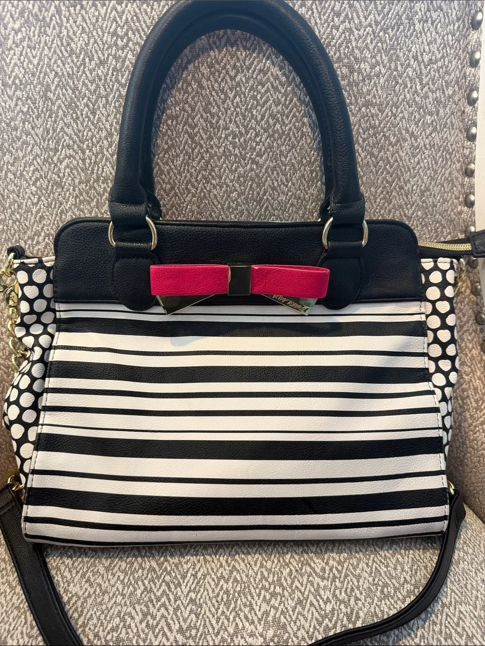 RARE Betsey Johnson Black & White Striped Purse with Pink Bow